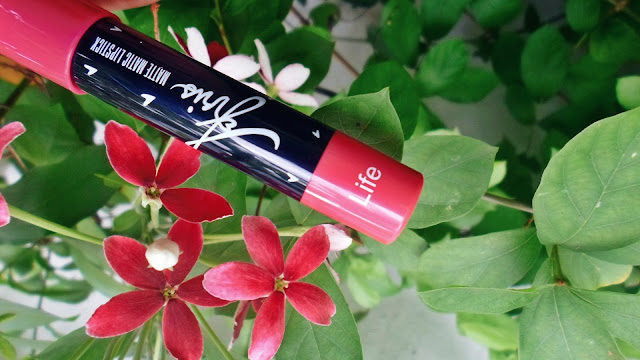 Ever Bilena Kris Matte Matic Lipstick Review