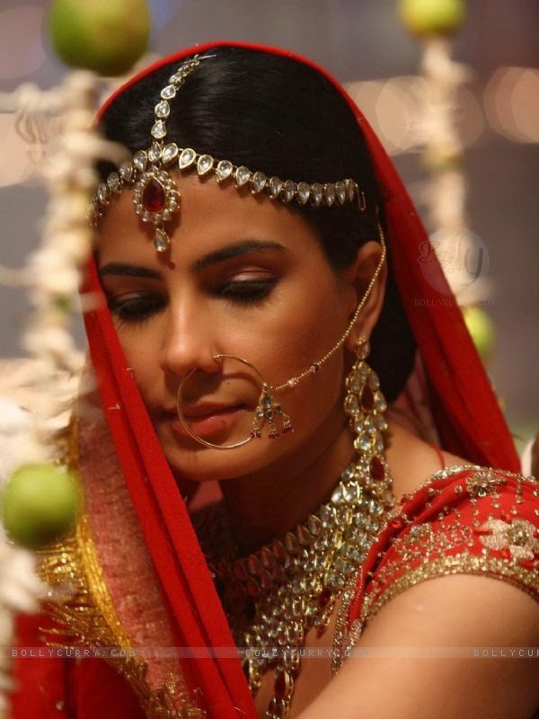 Kirti Kulhari