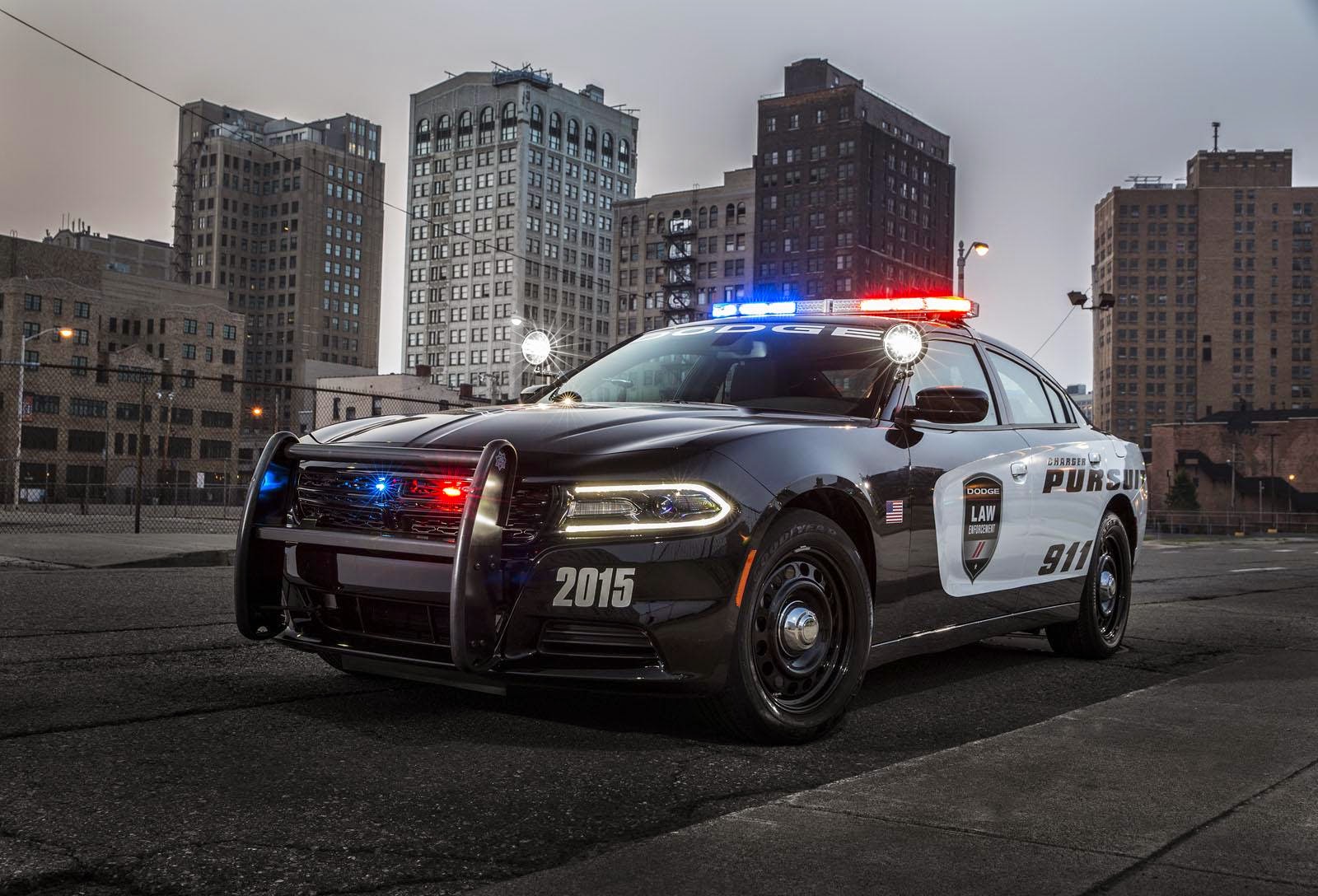 [Resim: Dodge+Charger+Pursuit+1.jpg]