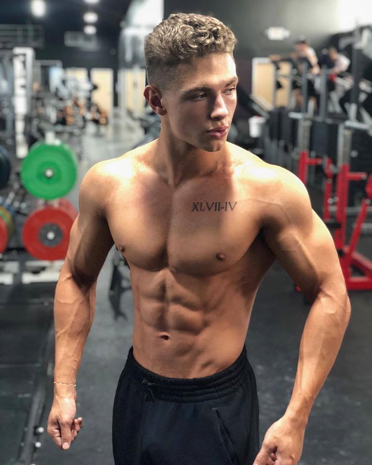 the beauty of male muscle: Colton