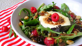 Ensalada De Queso Brie Con Vinagreta