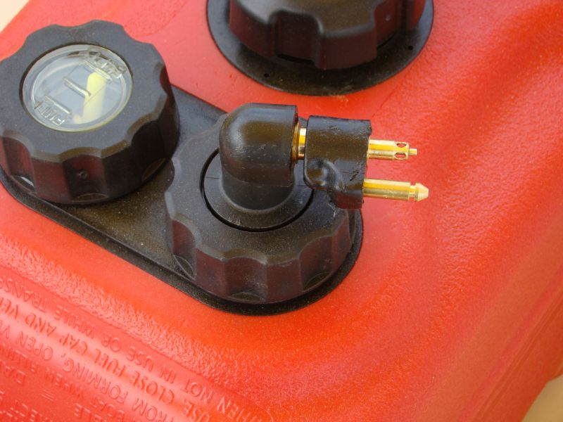 Voyages of Sea Trek: Extended Use Fuel Tank For A Honda Generator In 4
