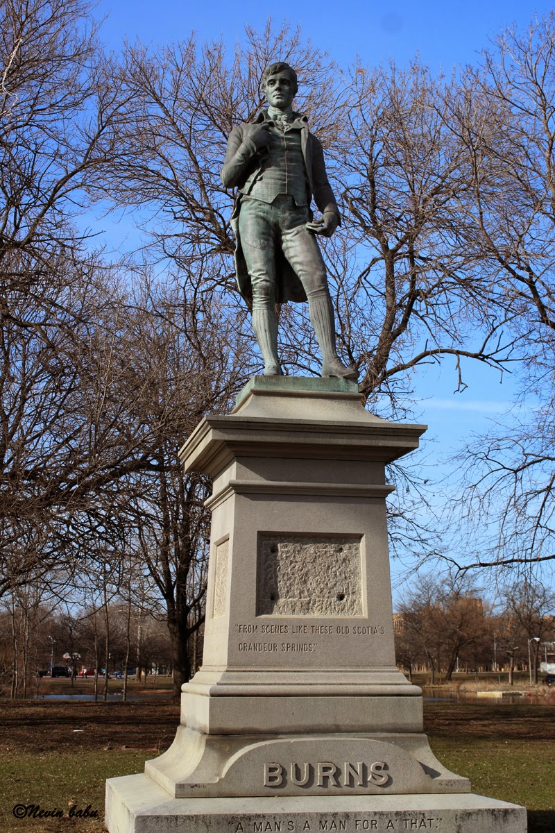 Robert Burns Memorial THROUGH THE LENS