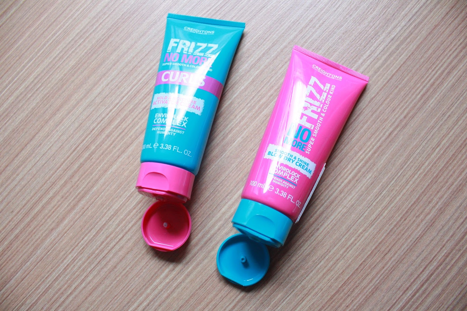 Tugce Aybars Creightons Frizz No More Hair Creams / Creightons Frizz No More Tugce Aybars Creightons Frizz No More Hair Creams / Creightons Frizz No More