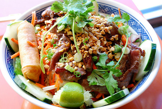 CupCakes and CrabLegs: Vietnamese Salad