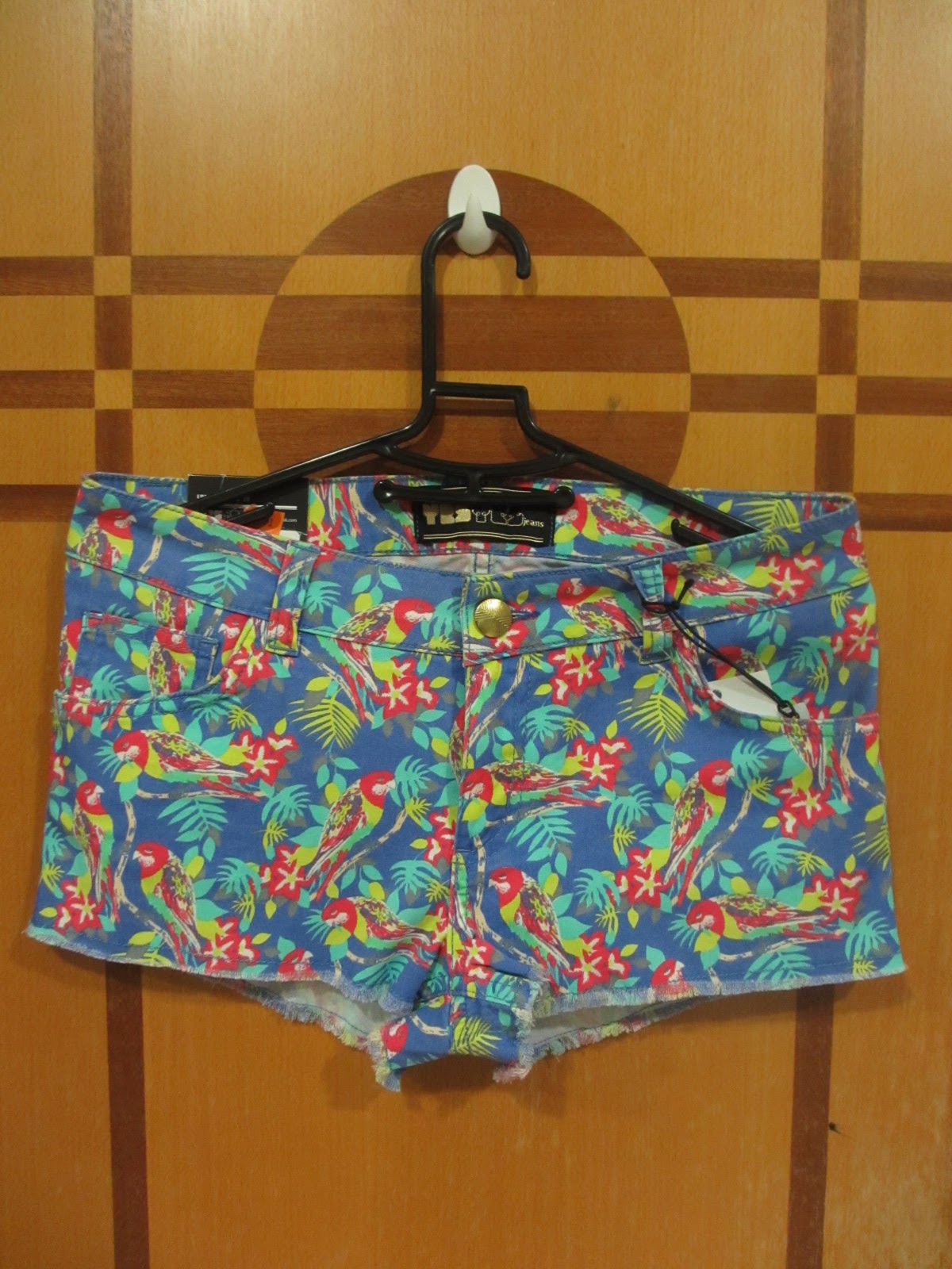 The Blackmentos Beauty Box: My late Summer shorts & tops haul~! (New ...