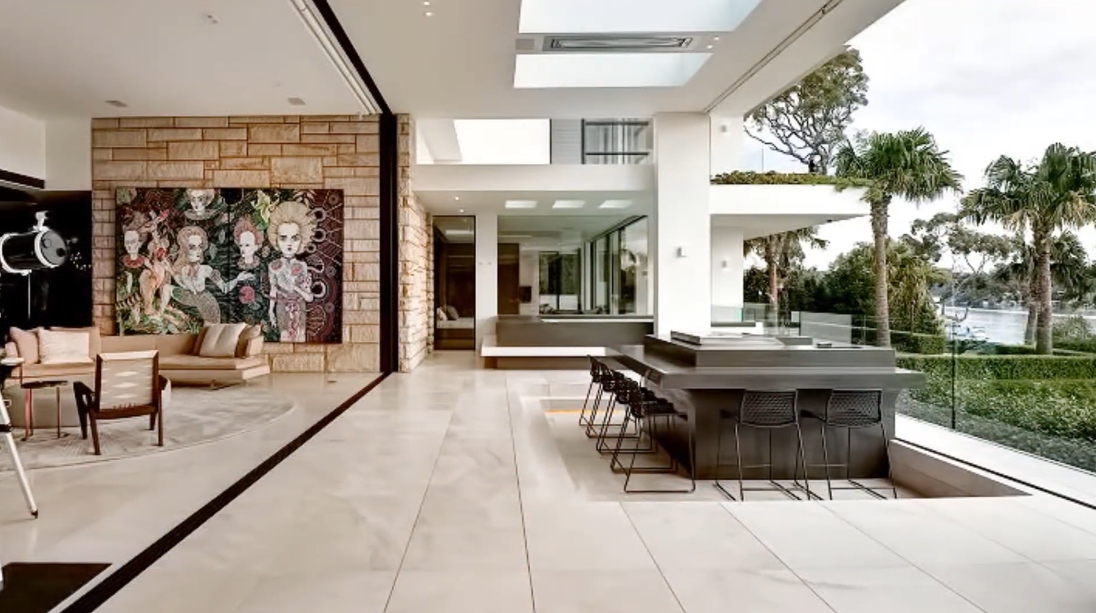 32 Interior Design Photos vs. Nautilus Residence Sydney Luxury Home Tour