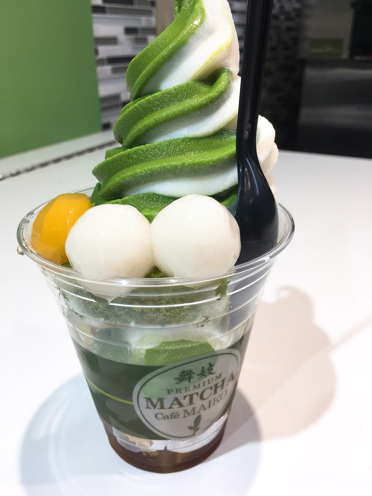 Hawaii Mom Blog Waikiki Japanese Soft Serve Round Up