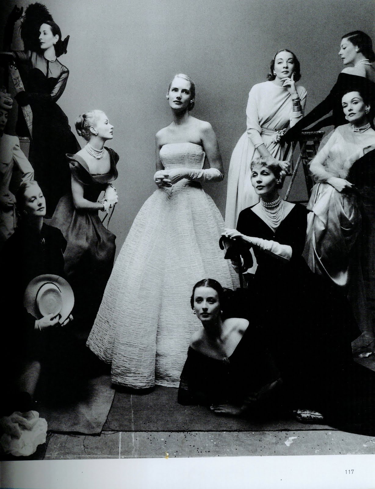 jessieCora: Historical Photographer: Irving Penn