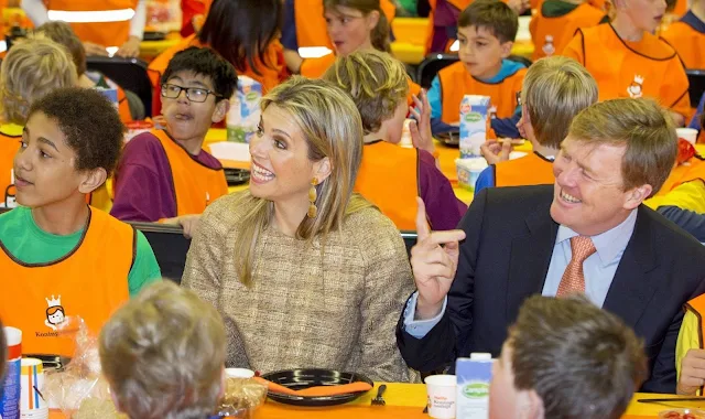 King Willem Alexander of the Netherlands and Queen Maxima of the Netherlands attend the opening of the King’s Games 2015 (Koningsspelen 2015) in Leiden