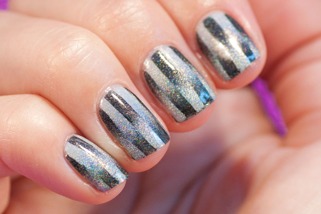 31 Day Challenge Day 7, Black and White Nails - Holo Reciprocal Gradient nails