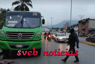 En Rio Blanco rafaguean camion de pasajeros de Orizaba Veracruz
