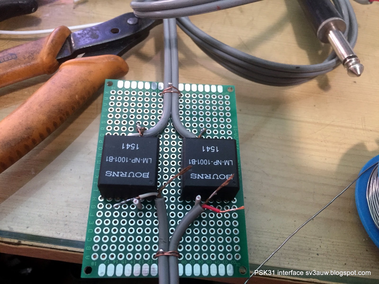 sv3auw: Going digital a.k.a. Simple PSK31 Interface!