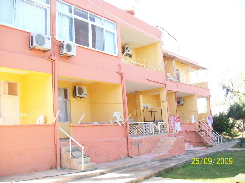 MERSİN TATİL VE KONAKLAMA REHBERİ Ayaş Yemişkumu Paradise Pansiyon