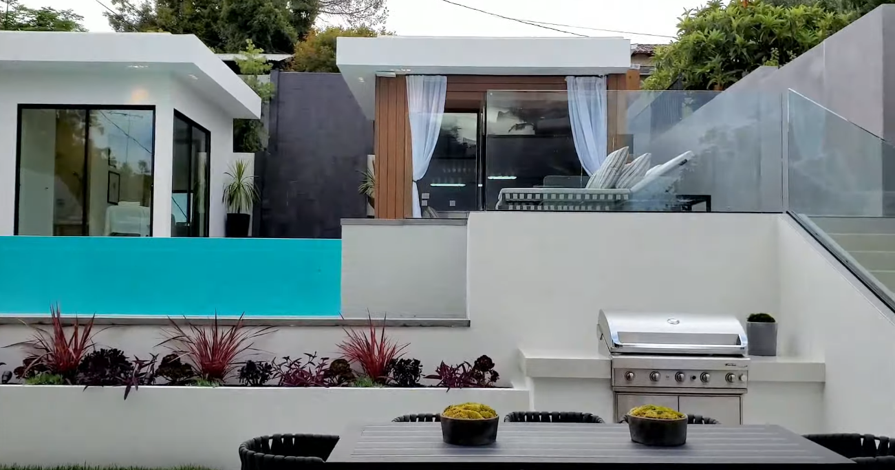 51 Photos vs. $6.4 Million Jaw Dropping Modern Residence in Los Angeles | LUXURY LISTING - Luxury Home & Interior Design Tour 51 Photos vs. $6.4 Million Jaw Dropping Modern Residence in Los Angeles | LUXURY LISTING - Luxury Home & Interior Design Tour