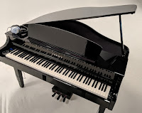 Yamaha CLP665GP digital grand piano