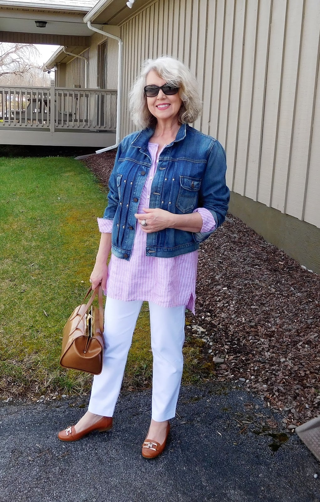 Fifty, not Frumpy: Casual Look with Flats