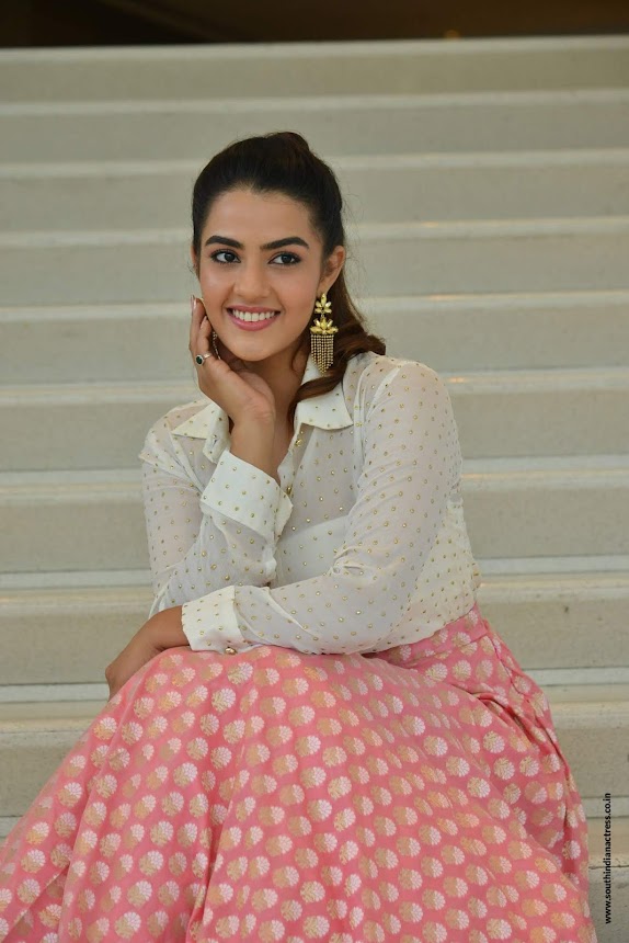 Kavya Thapar at Ee Maya Peremito Teaser Launch