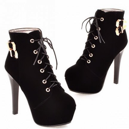 Accessory Hut: What's the Best Place to Buy Women's Boots Online