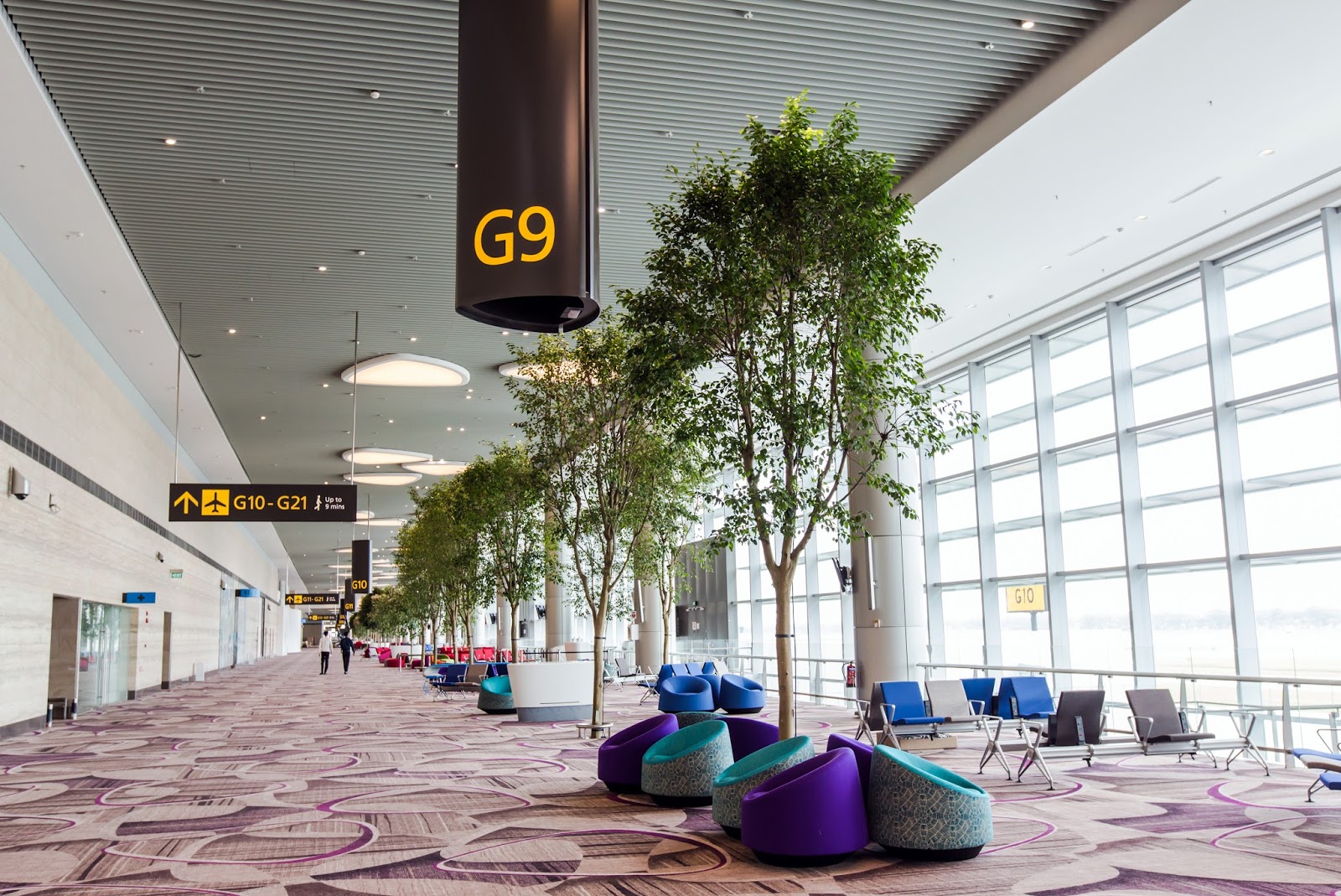 LOOK Changi Airport Terminal 4, "Singapore's Newest Airport Terminal