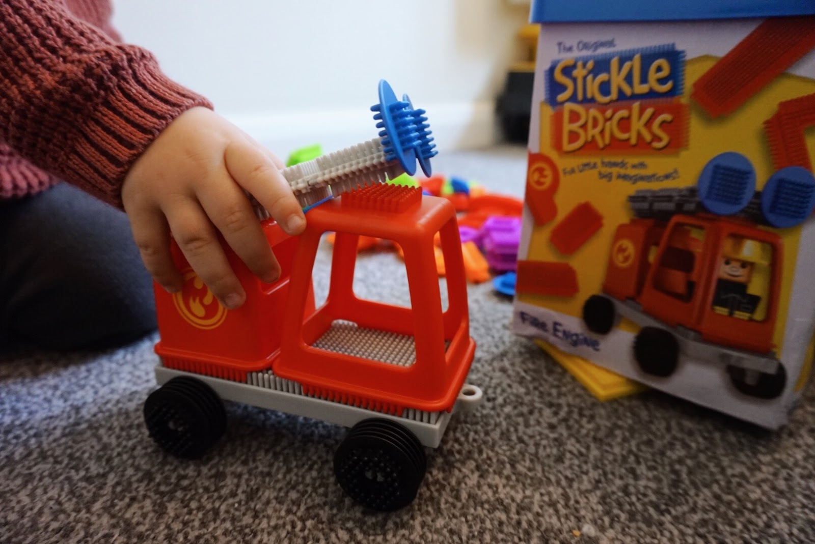 stickle bricks fire engine