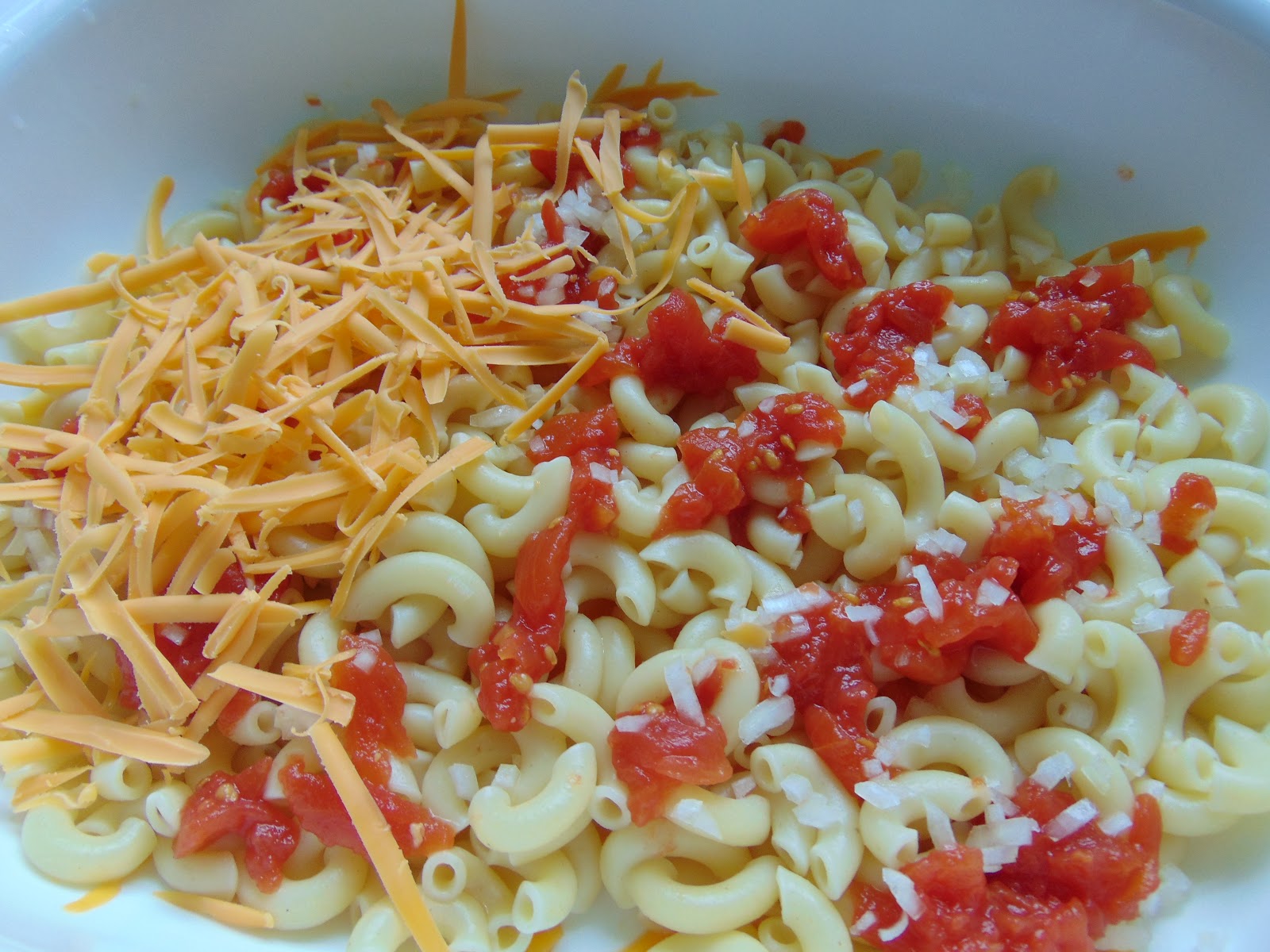 Macaroni & Cheese with Tomatoes