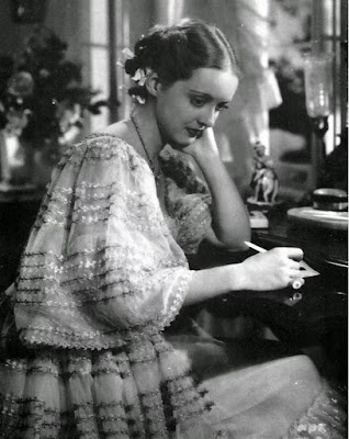 Jezebel 1938 Bette Davis Image 1