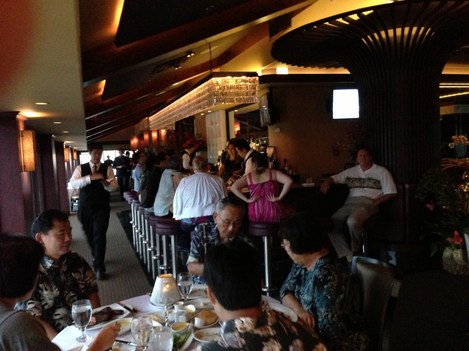 GREAT EATS HAWAII SIGNATURE PRIME STEAK AND SEAFOOD