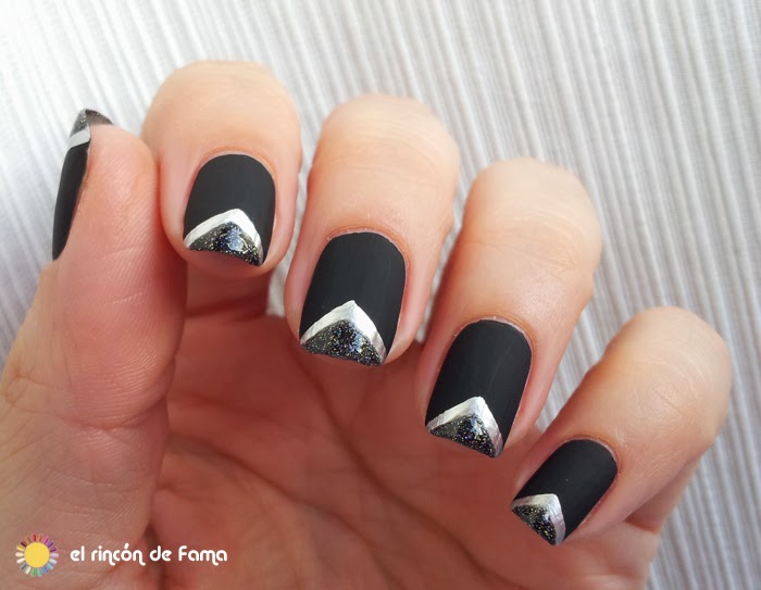 CHEVRON NEGRO Y PLATA 