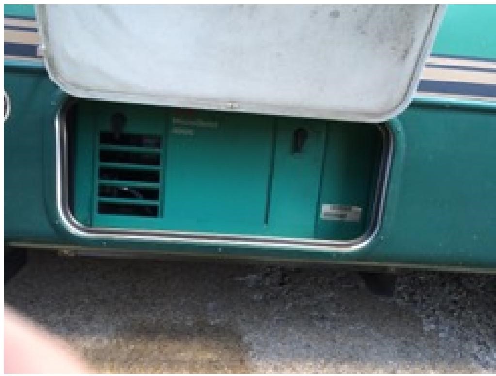 The Lazy Daze Companion: Generator - Replacing Onan 4000 ...