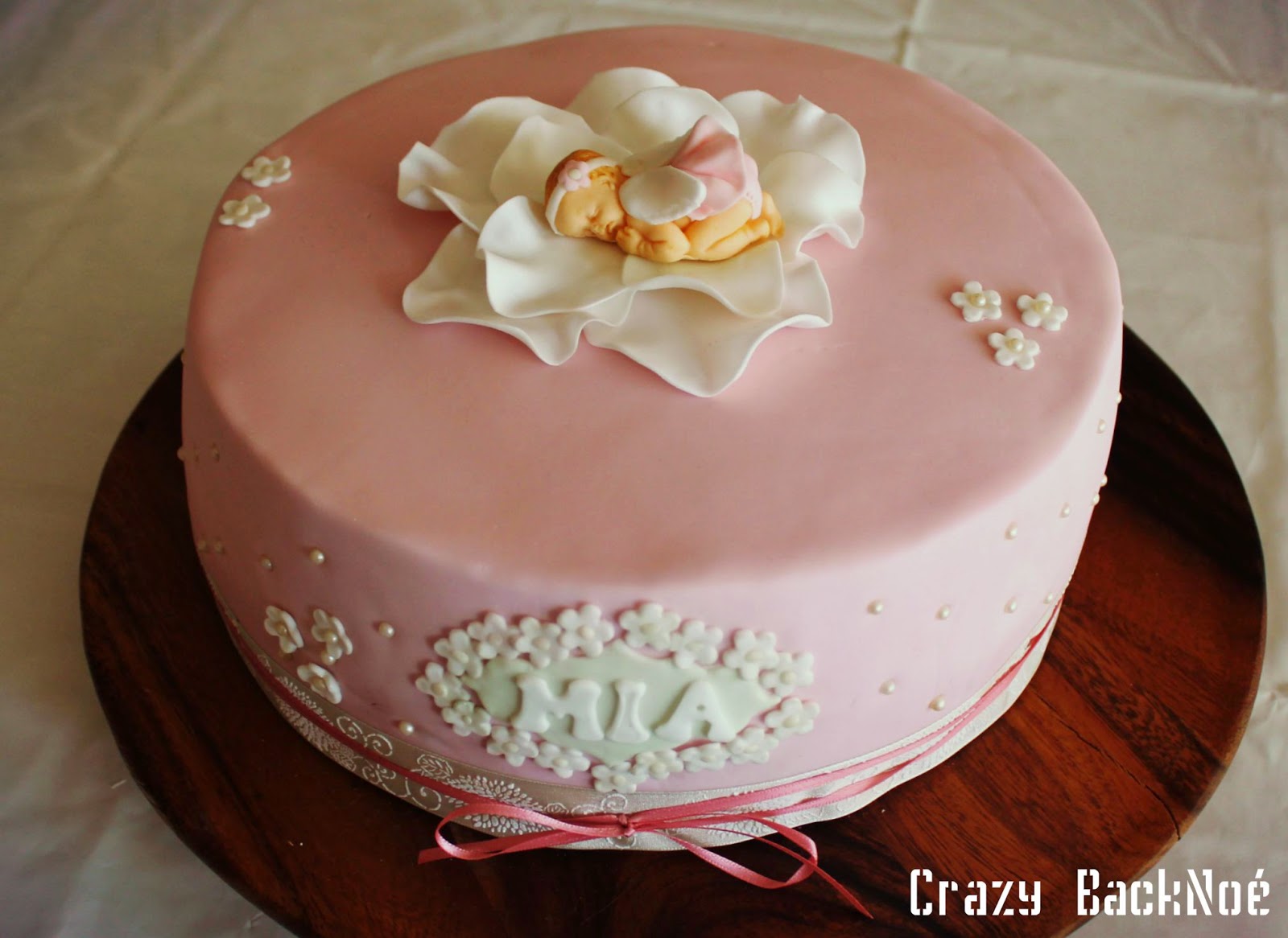 Crazy BackNoé: Tauftorte für die kleine Mia