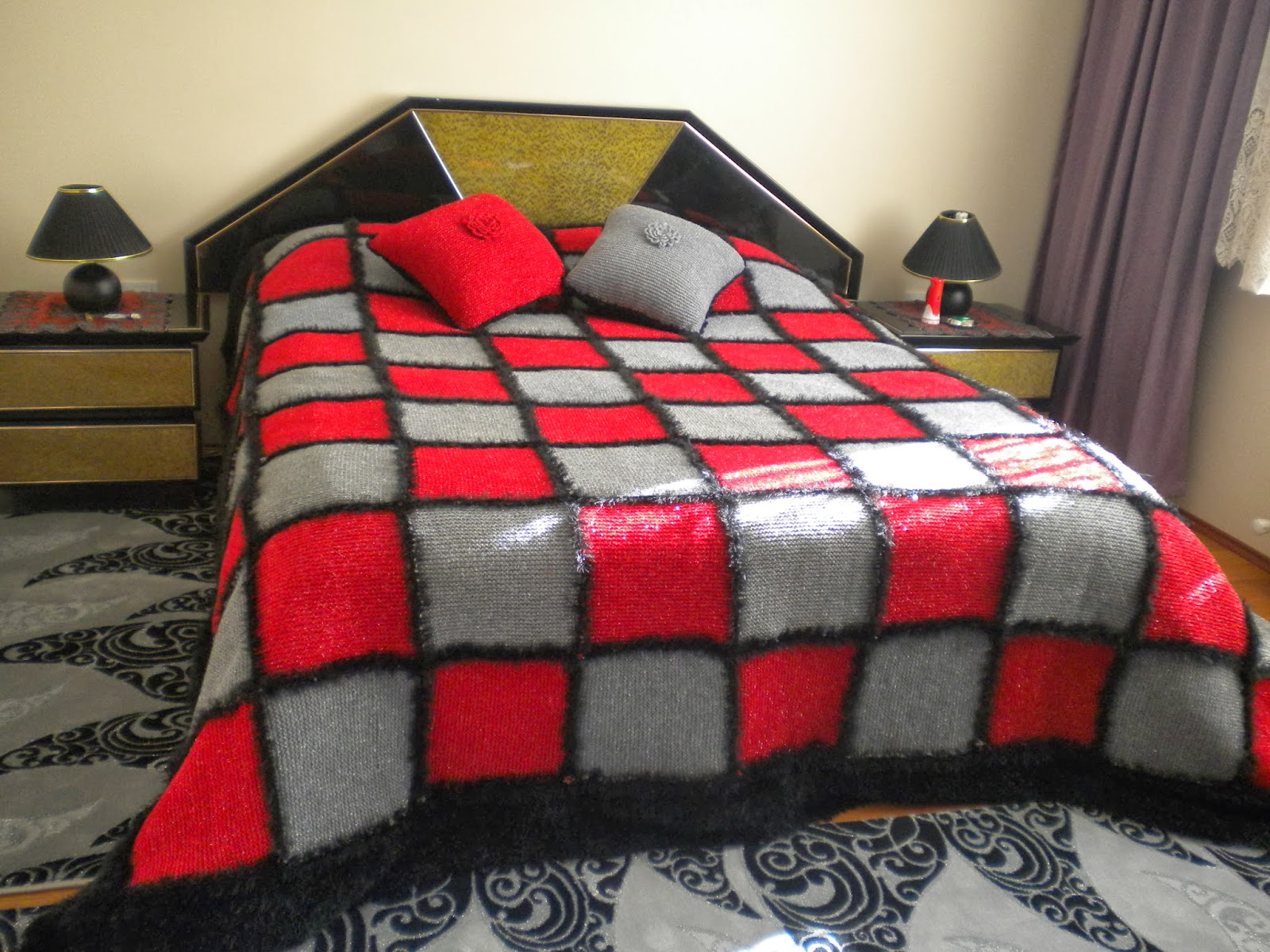 KÖŞEM YENGEMİN MÜTHİŞ YATAK ÖRTÜSÜ