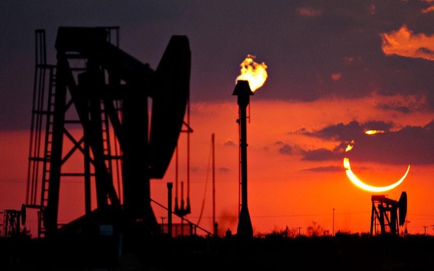 Oilfield Appreciation Events Sunset Eclipse in Odessa Texas