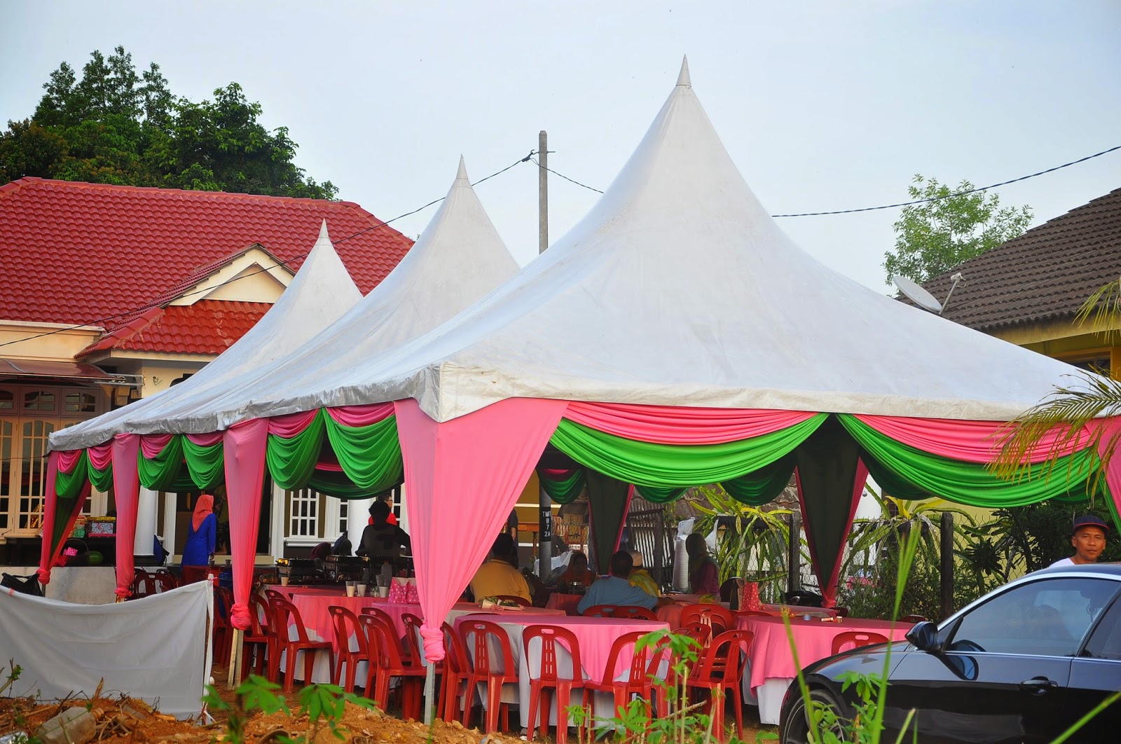 Sewaan khemah dan canopy 0123643390 Kenduri perkahwinan di Kg Balik