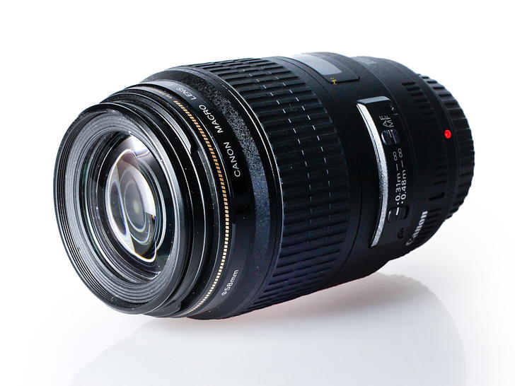 Canon EF 100mm f/2.8 USM Macro Review