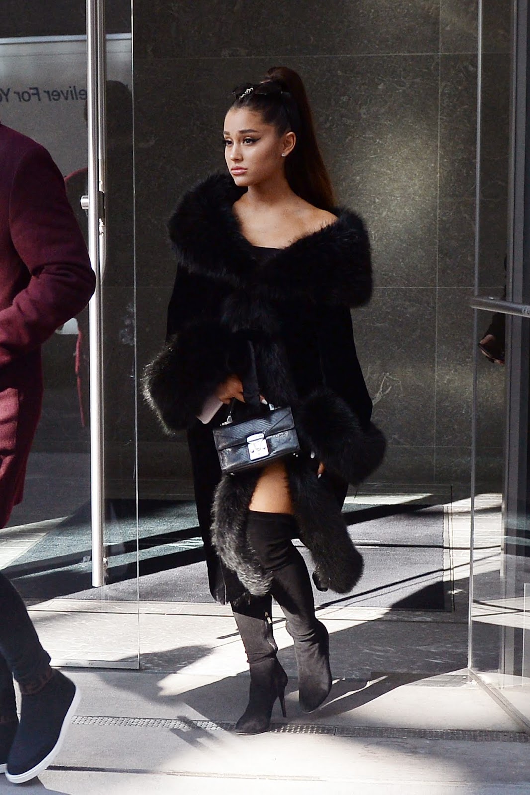 Ariana Grande - Out in New York City 12/18/2018 – Celeb Central