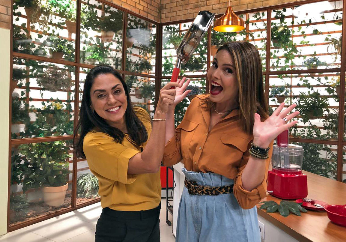 Programa do Shoptime faz homenagem a Salvador e Curitiba