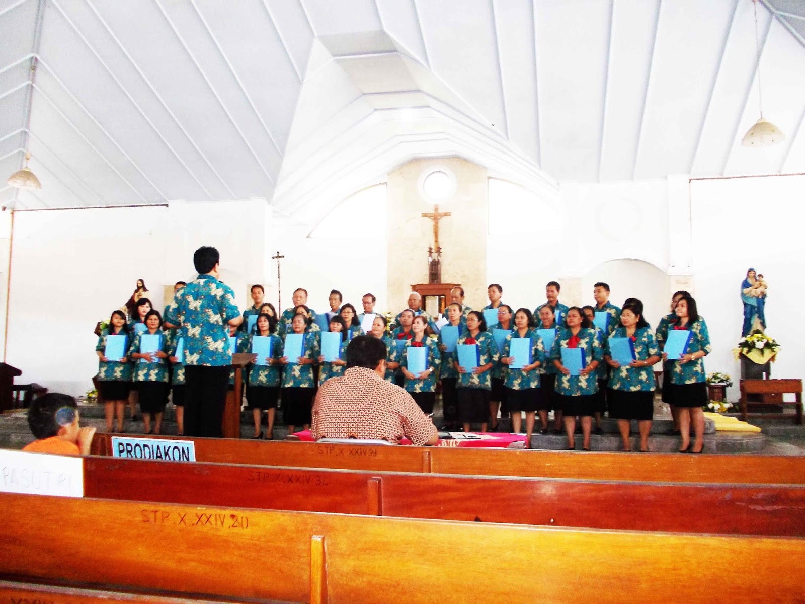 Gereja Katolik Santa Maria Bunda Allah, Tawangmangu ...