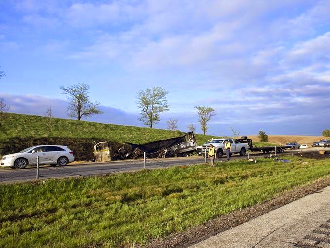 MEC&F Expert Engineers DRIVERS FAILED TO SLOW DOWN NEAR ACCIDENT