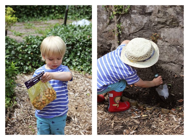 toddler gardening