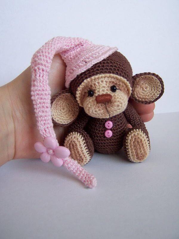 Amiche di Amigurumi e non solo...: Scimmietta Titta