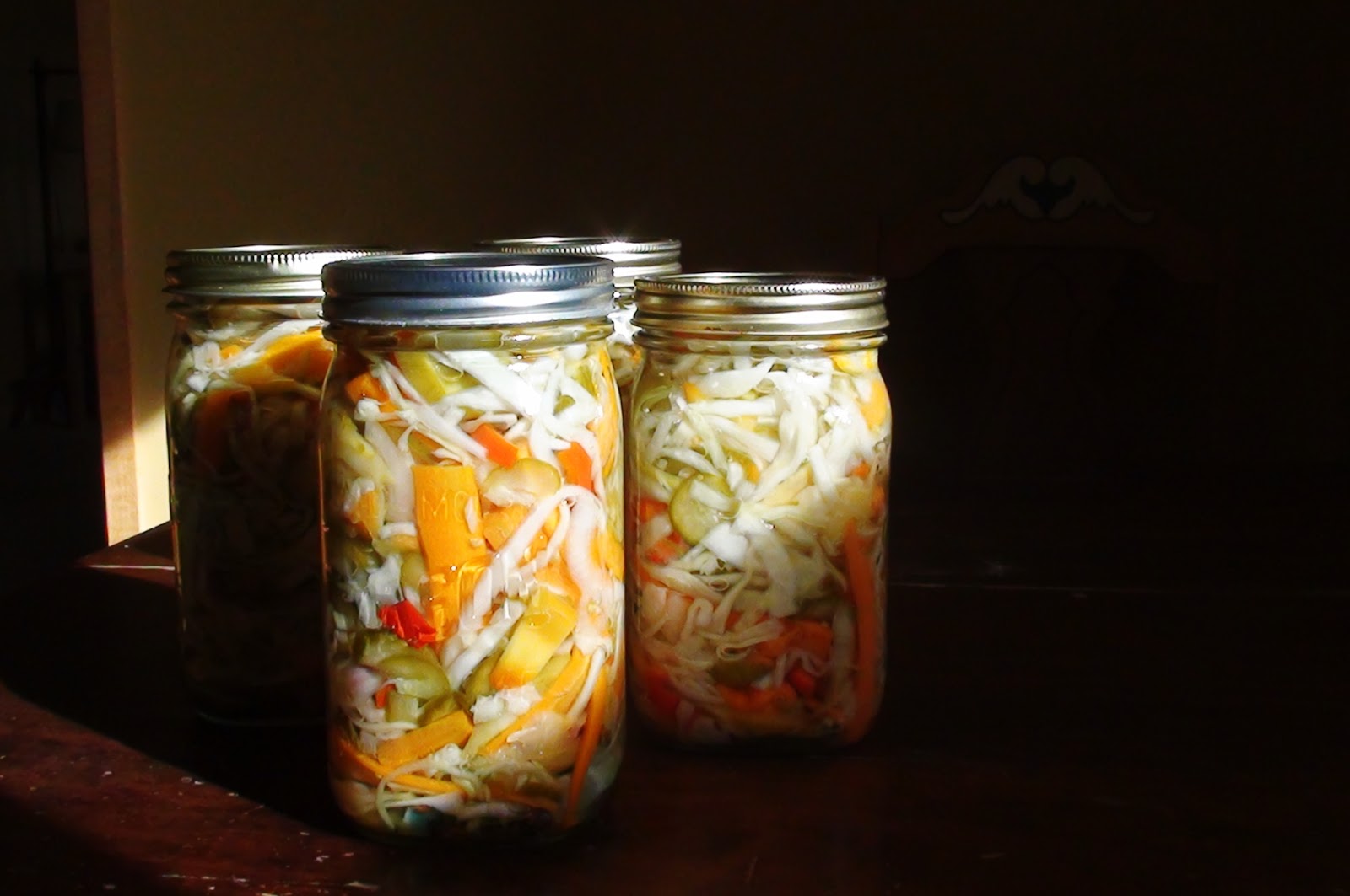 zsuzsa is in the kitchen: MIXED VEGETABLE PICKLES - CSALAMÁDÉ