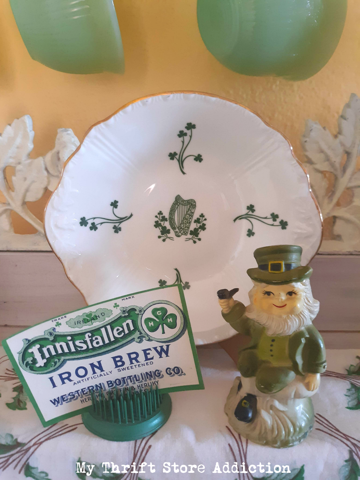 vintage jadeite St. Patrick's Day vignette