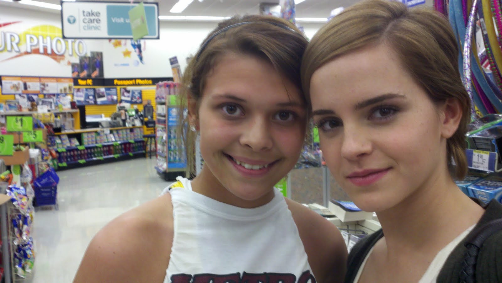 emma-watson-emma-watson-with-a-fan-and-in-a-night-out-with-johnny-simmons