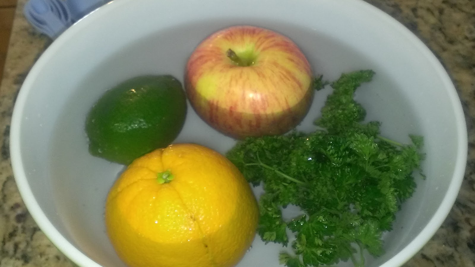 Cleaning Fresh Fruit and Veggies with a Homemade Veggie Wash