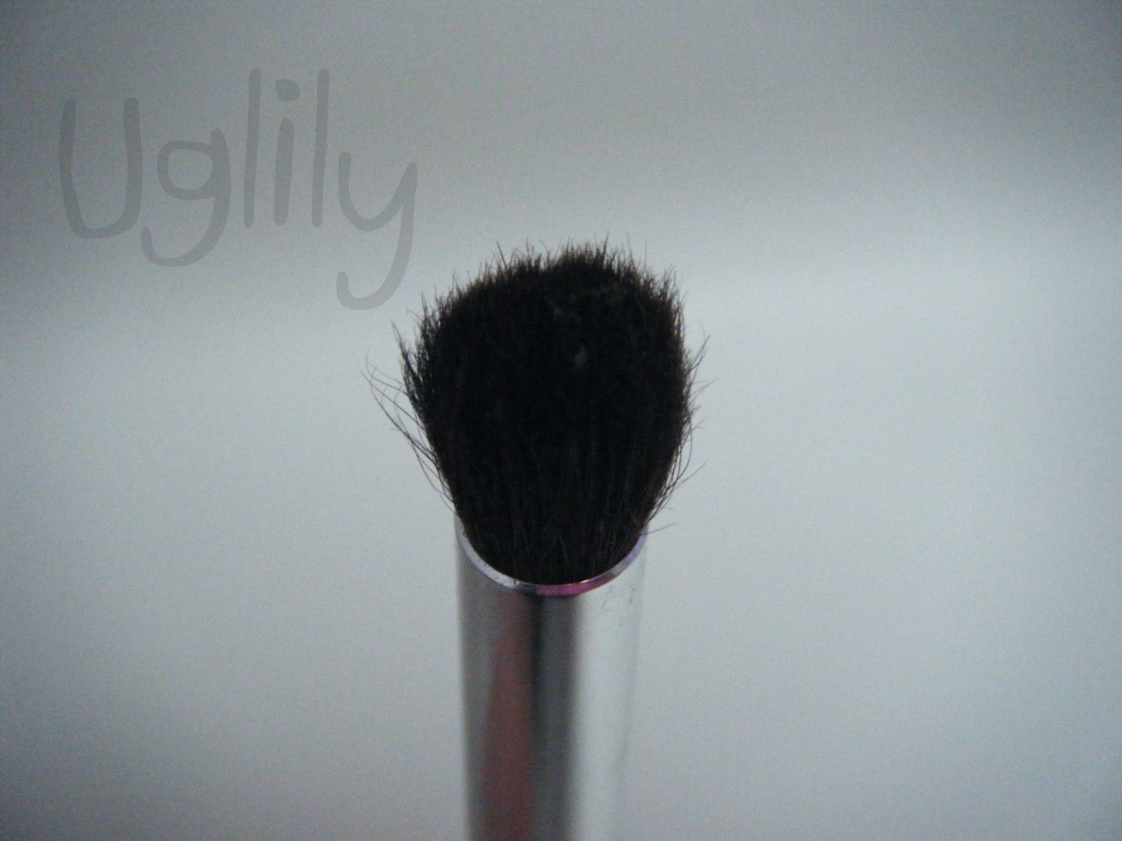 Uglily Elf blending brush