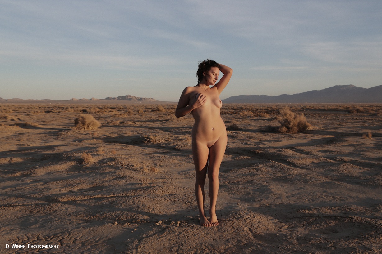 Naked In Desert 72
