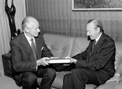 Jw VIPS 45) Olavi Johannes Mattila (19182013)