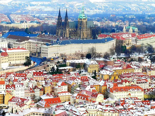 Praga viaggio in novembre per 2 persone volo e hotel
