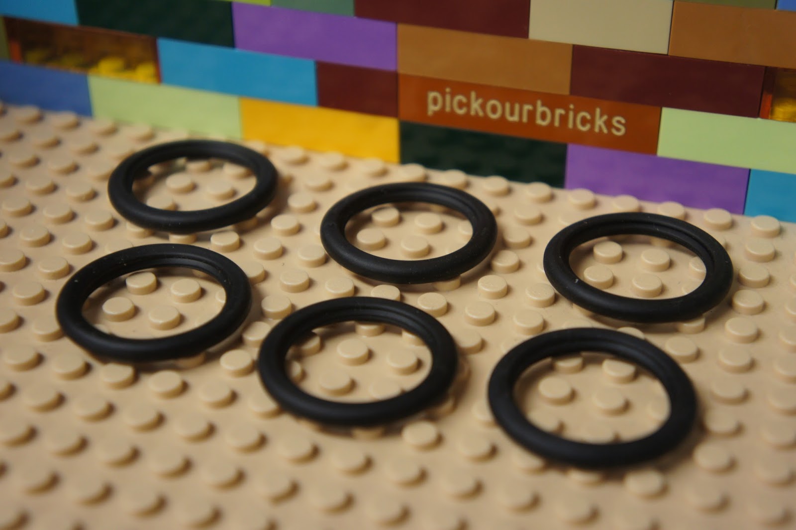 LEGO 2815 Technic Black RUBBER TIRE TYRE for Wedgebelt Wheel stores